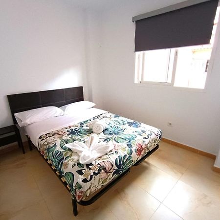 Apartamentos Duende Малага Екстериор снимка