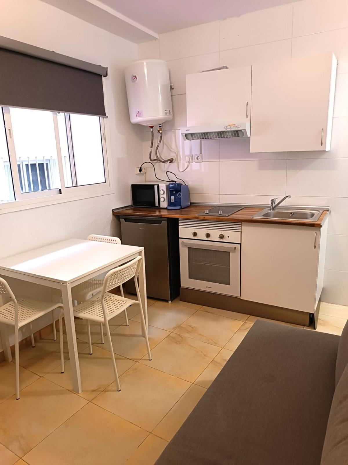 Apartamentos Duende Малага Екстериор снимка